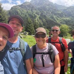 ...wandern wir zur Rüsselsheimer Hütte