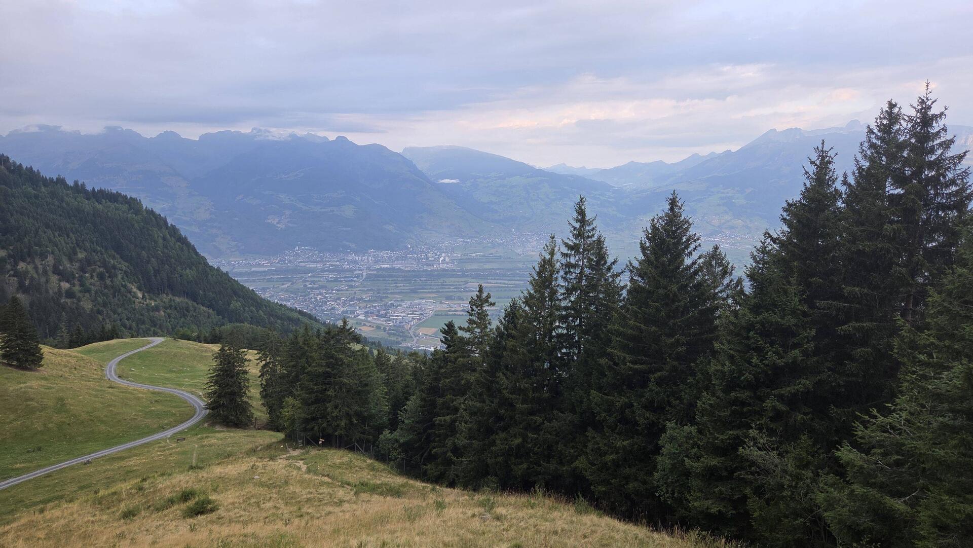 Ausblick von der Hütte Richtung Liechtenstein & Schweiz