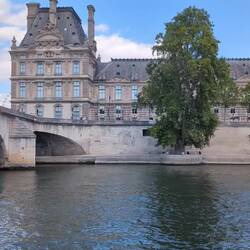 Louvre