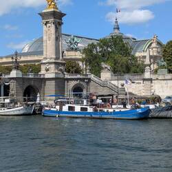Hintergrund: Grand Palais