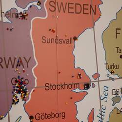 Inte många nålar från Sverige