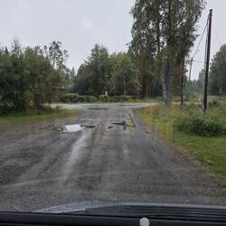 Und Regen auf schlechten Straßen...