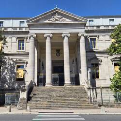 Het paleis van justitie.