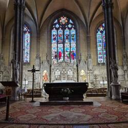 Prachtige kerk! Heel donker.
