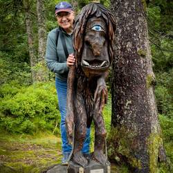 Not to be short changed, Mui finds a friend in the troll forest — Bergen, Norway.