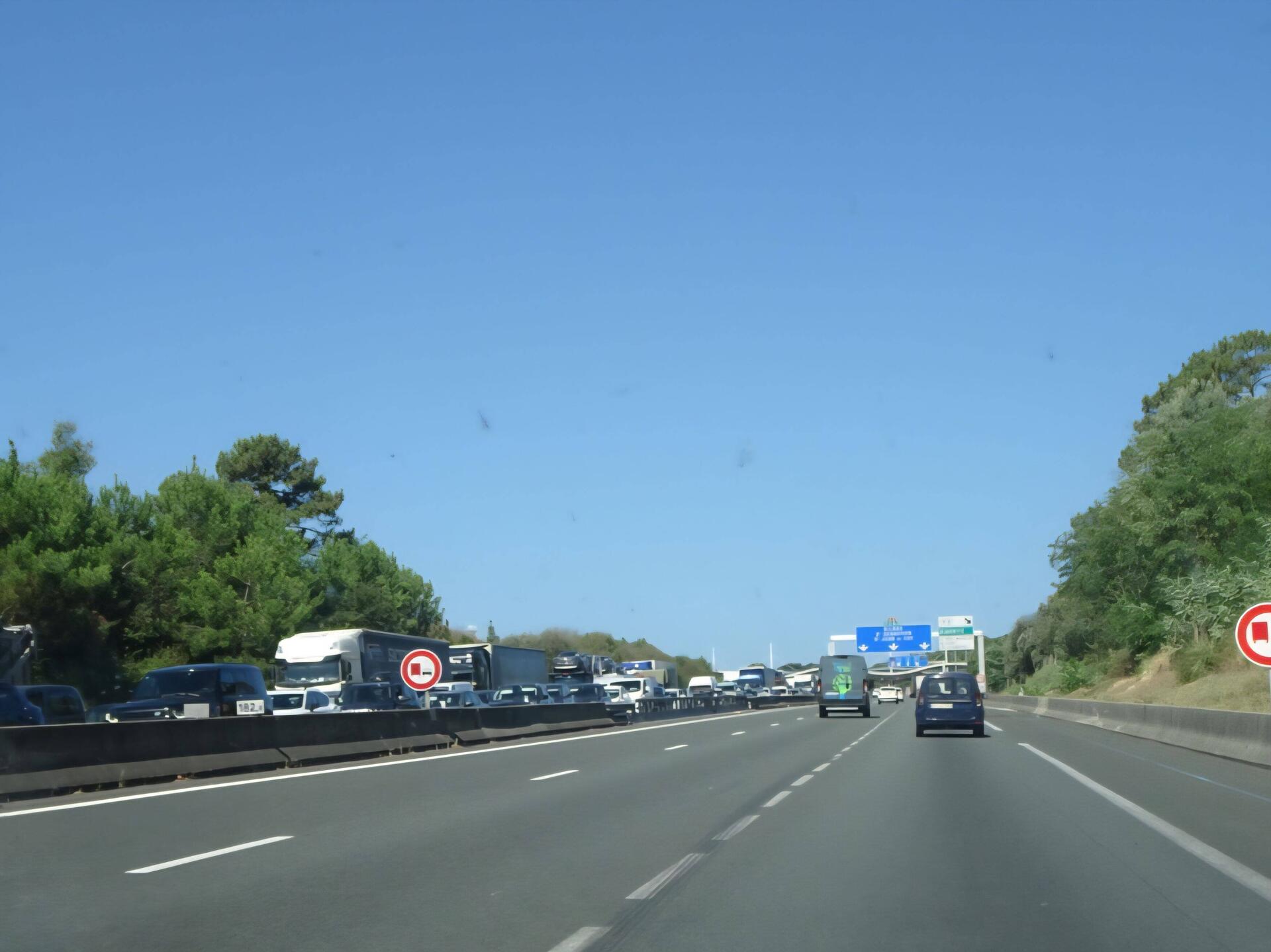 Kilometers file de andere kant op.