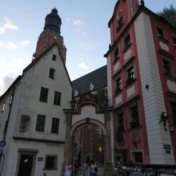 "Hänsel und Gretel", Pfarrhäuser der Elisabethkirche
