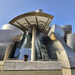 De achterkant van het Guggenheim Museum.