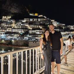 Berat bei Nacht