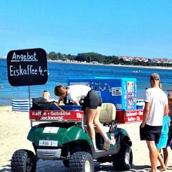 Heute geht Eis verkaufen am Strand so