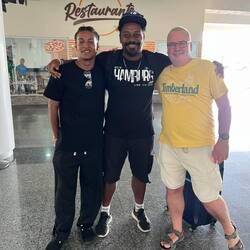 Am Flughafen Puerto Plata Yasell getroffen, der zurück nach Montreal flog.