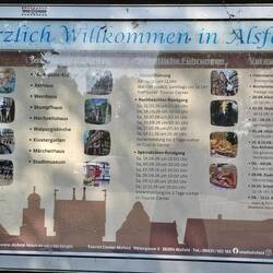 Die Gemeinde gibt sich alle Mühe, um die Wohnmobil Touristen willkommen zu heißen 👍.