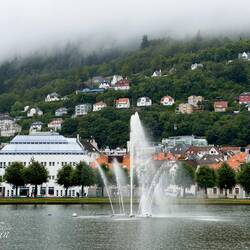 Byparken ... Lille Lungegårdsvannet (Small Lung) — Bergen, Norway.