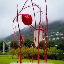 "Rød Vind" (Red Wind) by Arnold Haukeland; 1978 ... Byparken — Bergen, Norway.