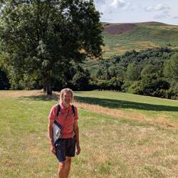 Walking to Mount Pleasant Farm from Hathersage