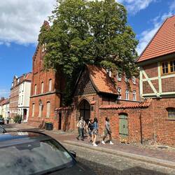 Hofeinfahrt Soko Wismar