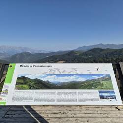 Het eerste uitzichtspunt, Mirador Piedrasluengas.