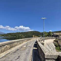 Smalle dam.
