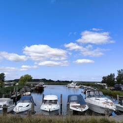 Hafen Zecherin