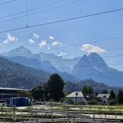 Am Bahnhof in Garmisch-Partenkirchen