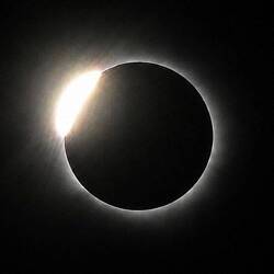 Daar komt de Diamond Ring!