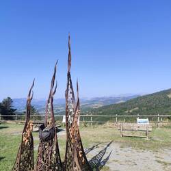 Denkmal für die „Flama del Canigó“ – die Flamme des Canigó