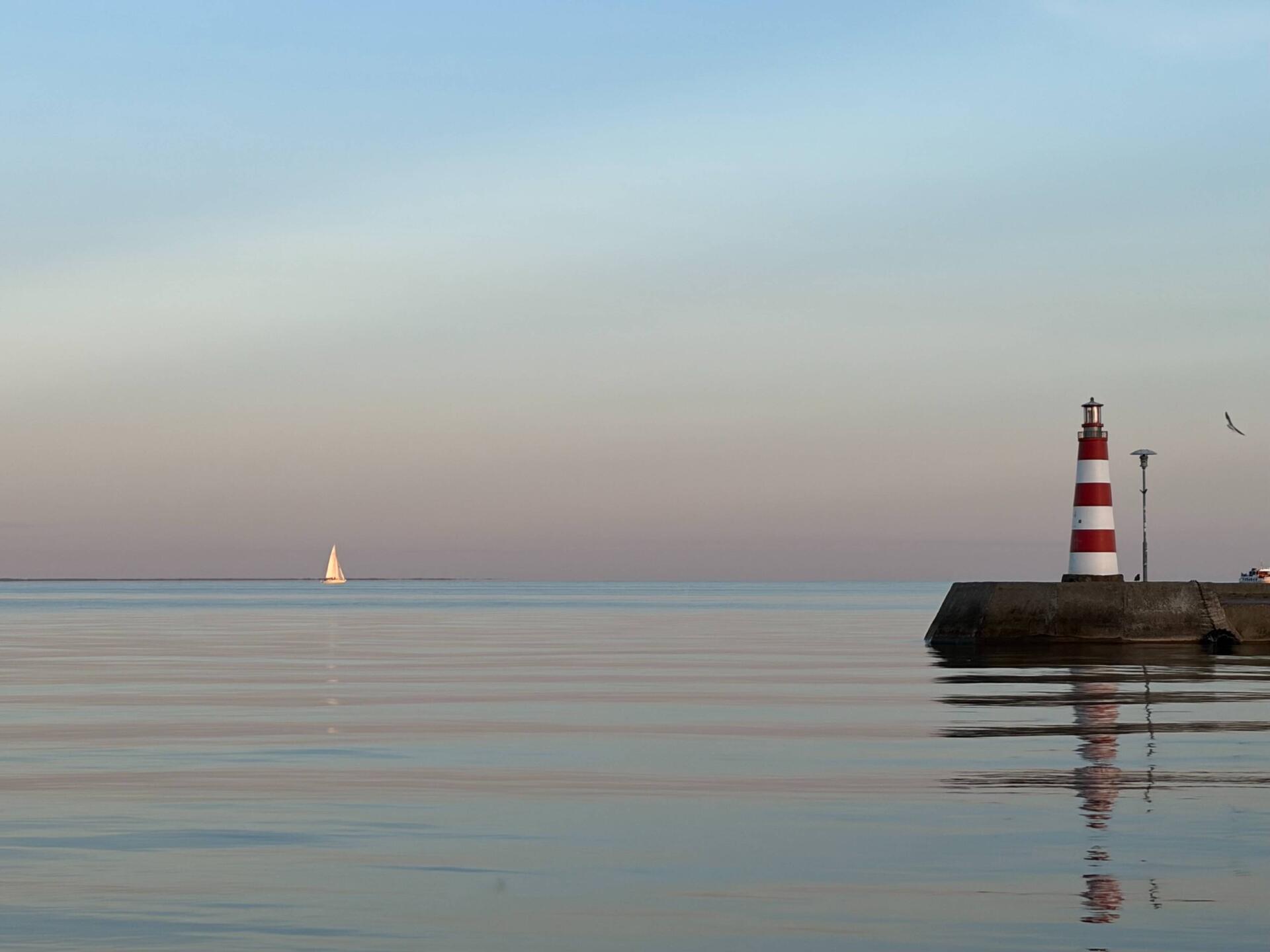 Sonnenuntergang am Hafen