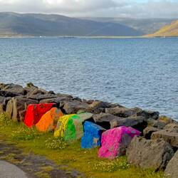 Regenbogenfarben sind in Island sehr beliebt