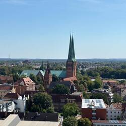Blick über die Stadt und den Dom