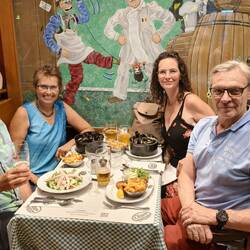 Im Restaurant "Chez Leon"