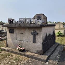 Enorme graven hebben ze hier.