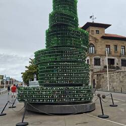 Arbol de la Sidra - a tribute to the cider that Asturias is renowned for