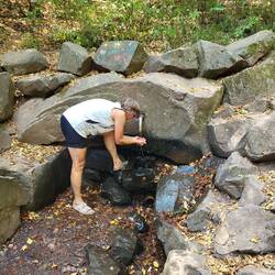 Das Wasser ist schön erfrischend.