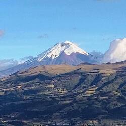 ... und bei Tag auf den Cotopaxi