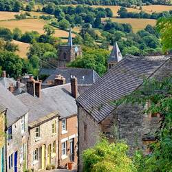 Walking down into Wirksworth
