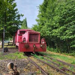 Erst in Birkenfeld bekommen wir die Bestätigung, wir sind auf einer Bahntrasse geradelt.