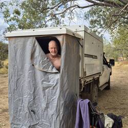 Dann erstmal eine erfrischende Dusche 🚿