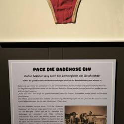 so eine Badehose hatte mein Vater