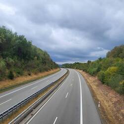 Auf der A 62 ist nichts los.