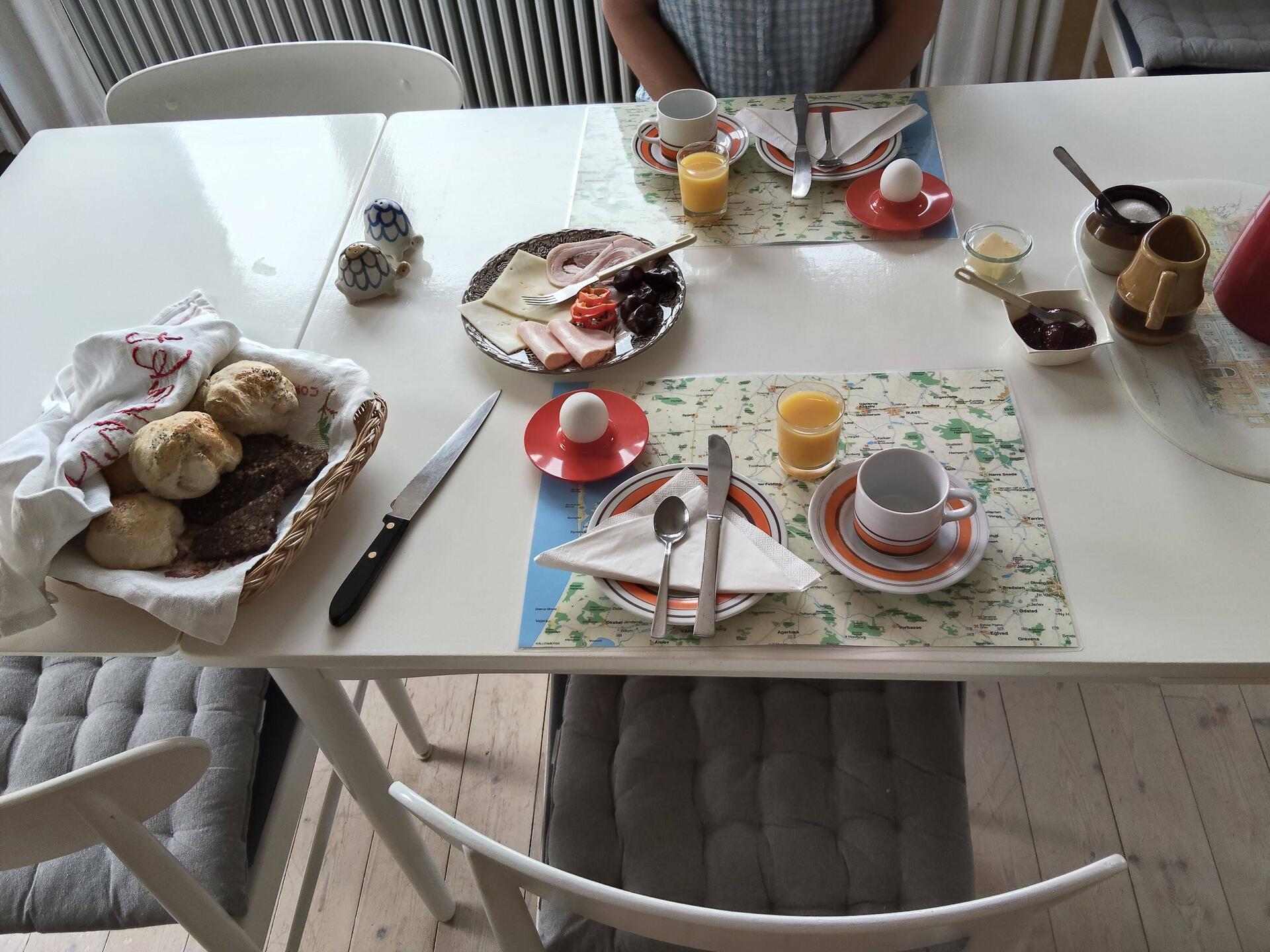 Bnb breakie