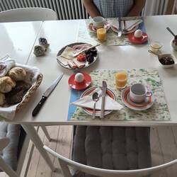 Bnb breakie