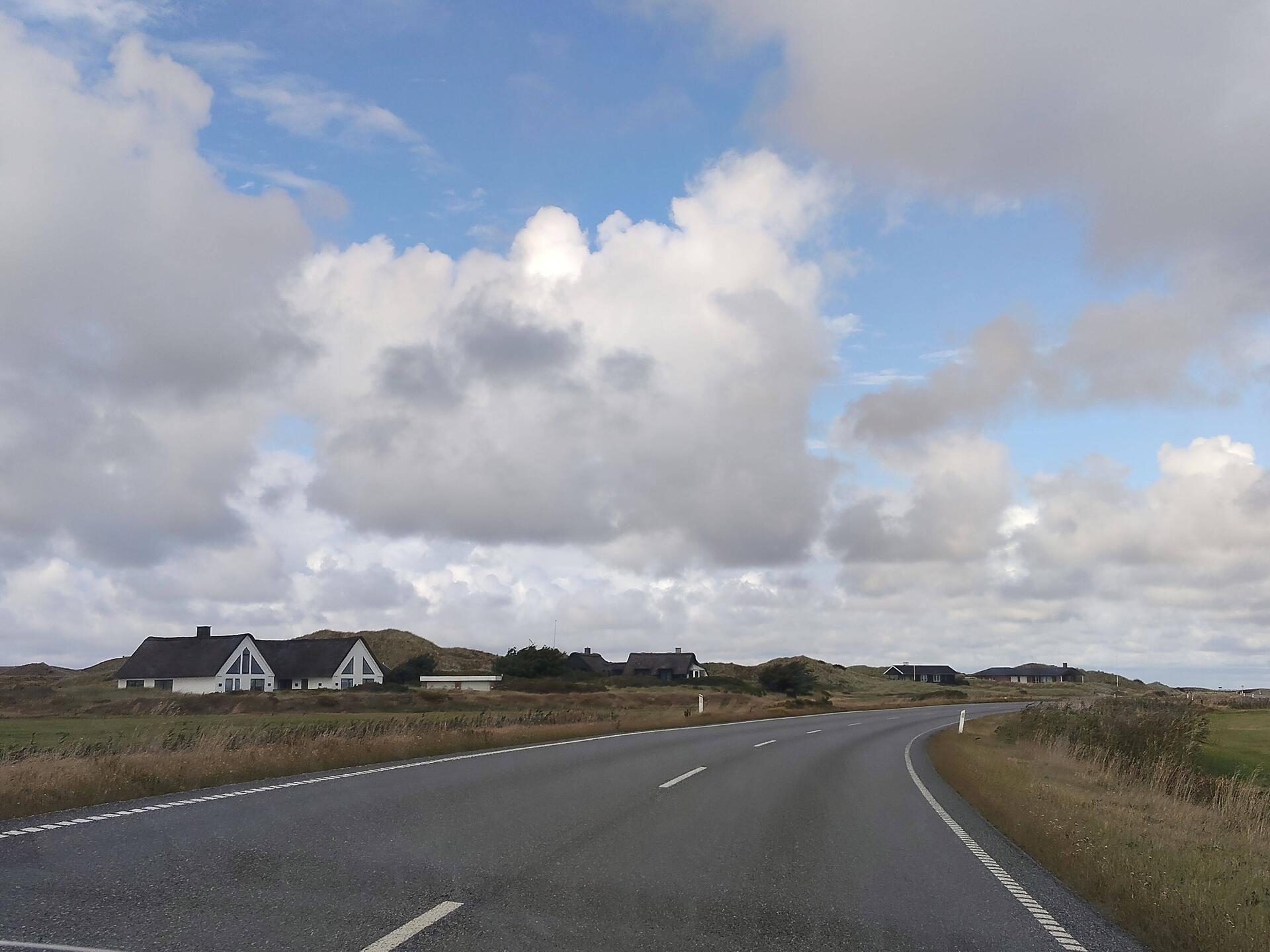 Mainly farms up this stretch