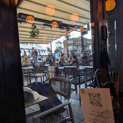 Restaurant Jarmann (mit zwei Belgierinnen am Nebentisch unterhalten)