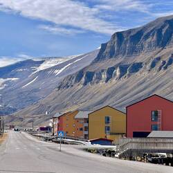 die Hauptstadt Longyearbyen
