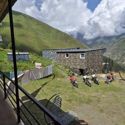 Überraschend schönes Guesthouse hoch in den Bergen 1.
