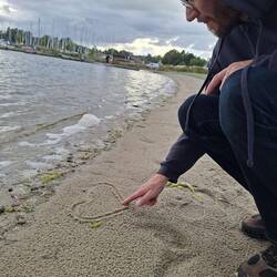 Virksund, Strand liegt idyllisch am Limfjord...