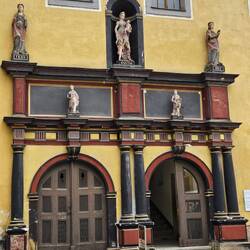 Alter Eingang am Schloss