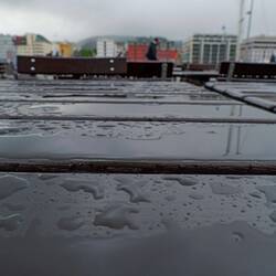 Gestern saßen hier noch Hunderte in der Sonne
