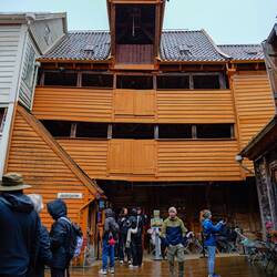 Endlich typischer Regen in Bryggen
