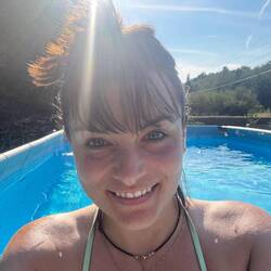 Einer krank, eine im Pool. Bisschen unfair 😅
